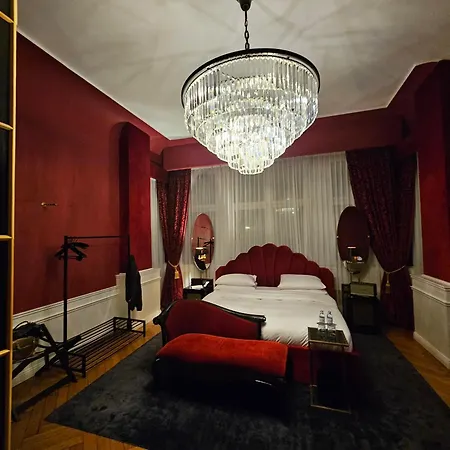 ホテル Zur Schmiede 4*